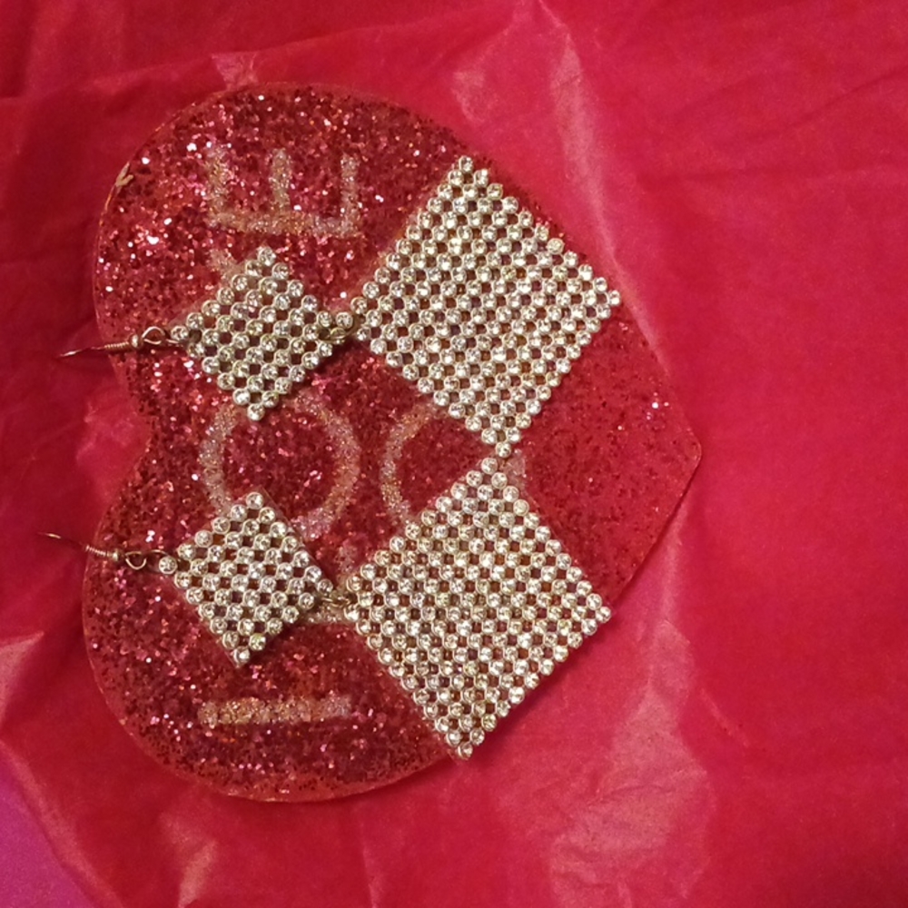 ⭐️4/$20❤️Lightweight rhinestones earrings
